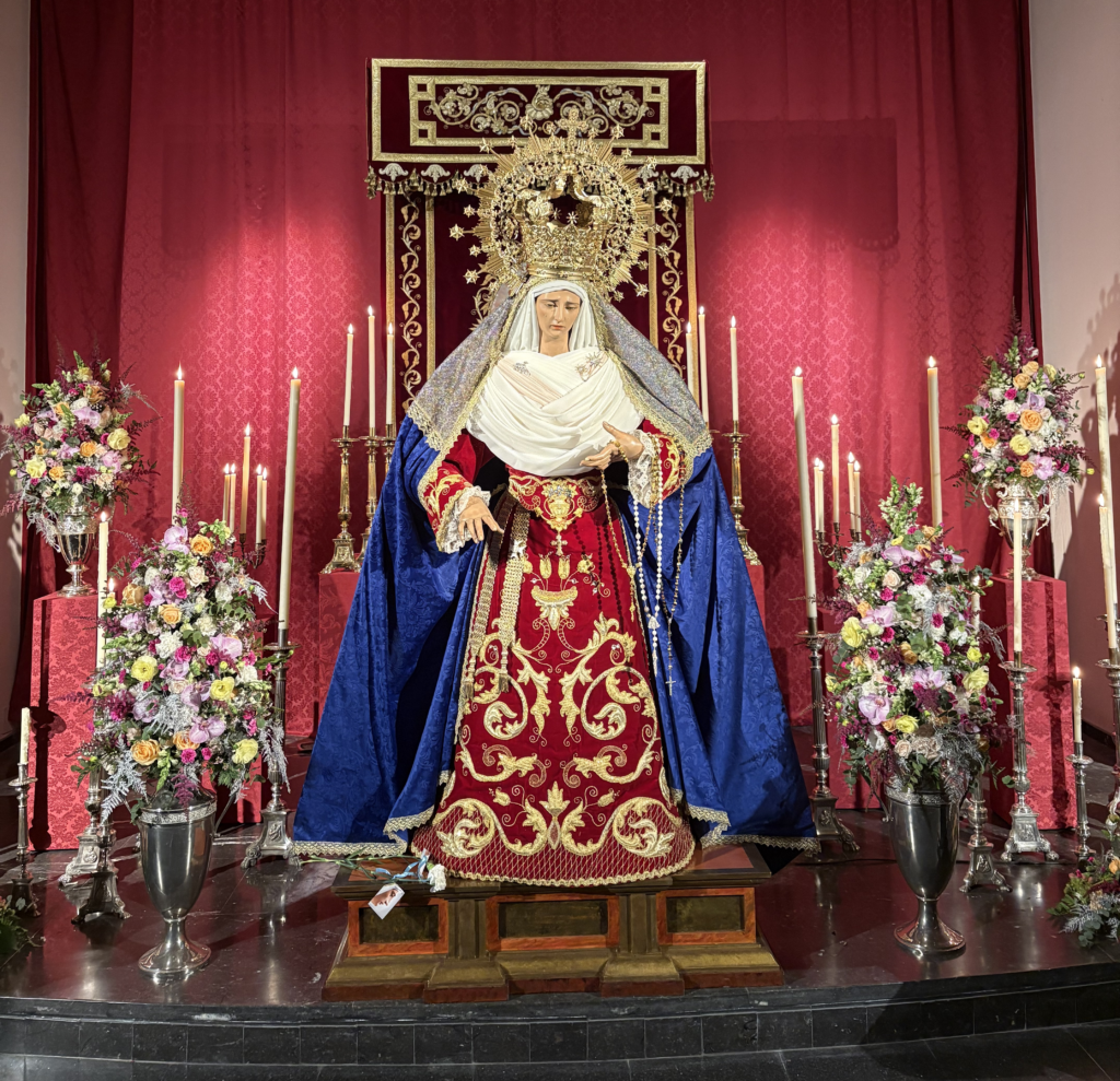 La nueva Virgen del Amor se abre camino en Santa Teresita